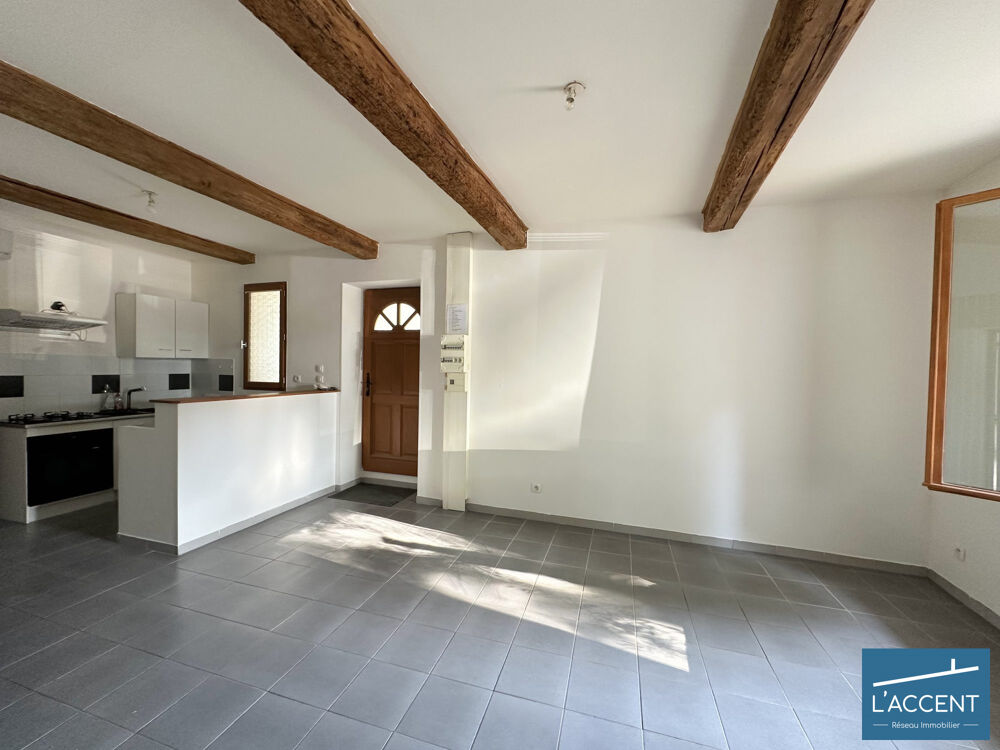 APPARTEMENT T2 CENTRE VILLAGE AV GARAGE