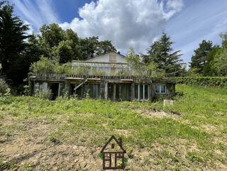  Maison � vendre 15 + pi�ces 270 m�