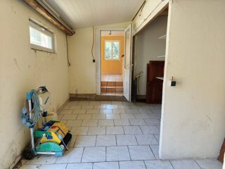  Maison à vendre 10 pièces 244 m²