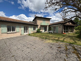  Maison à vendre 9 pièces 235 m²