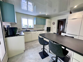  Maison  vendre 6 pices 105 m