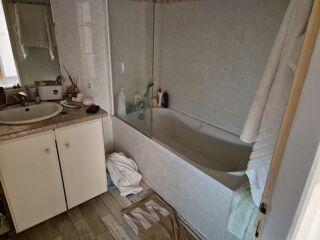  Appartement à louer 4 pièces 90 m²
