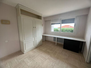  Maison  louer 6 pices 185 m