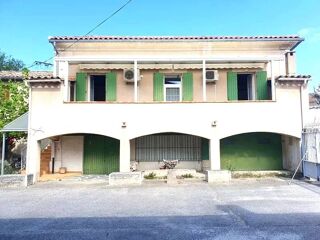  Immeuble � vendre 710 m�