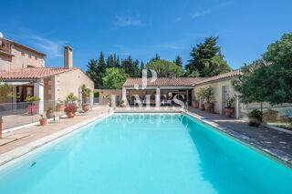  Maison à vendre 7 pièces 300 m²