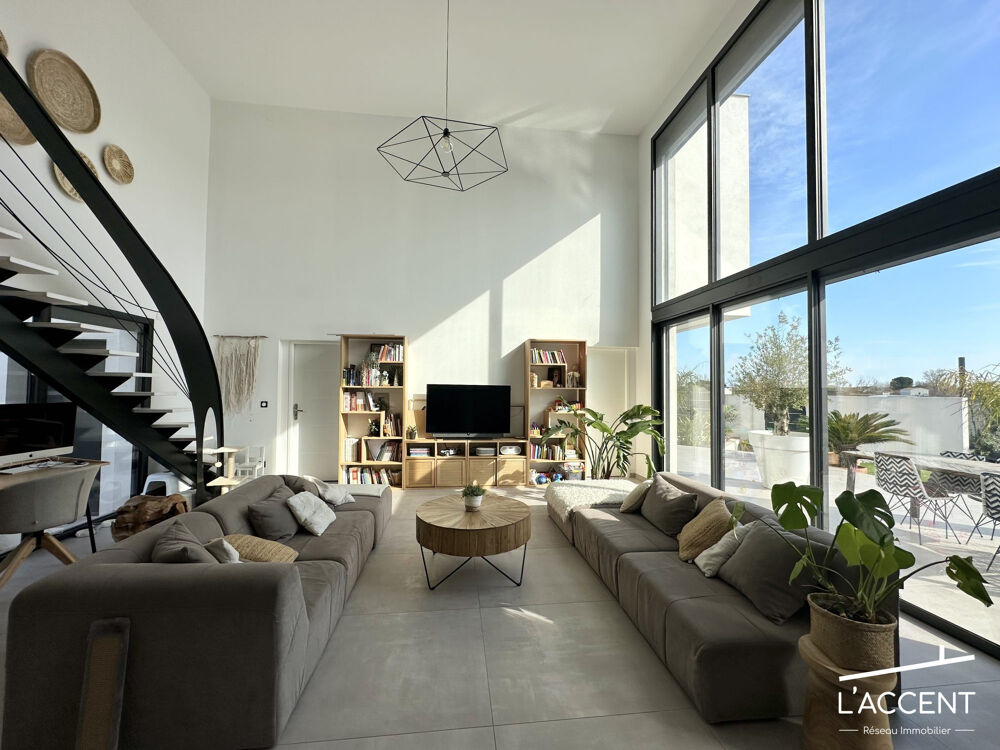 � vendre  Maison Aigues-Mortes (30220)