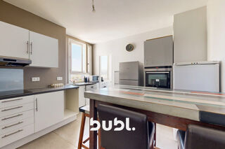 Appartement à vendre 5 pièces 131 m²