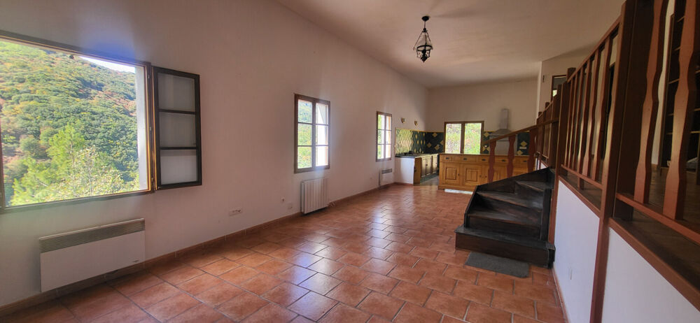 ne maison de plain-pied au calme, avec 1 500 m² de terrain arboré un véritable havre de paix à 5 minutes de Caunes-Minervois !