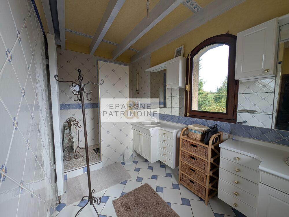 � vendre  Maison Di�moz (38790)