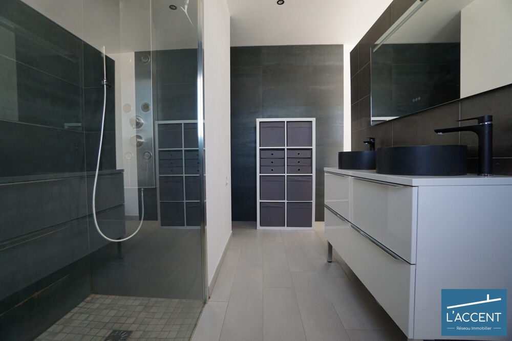 � vendre  Maison Aigues-Mortes (30220)