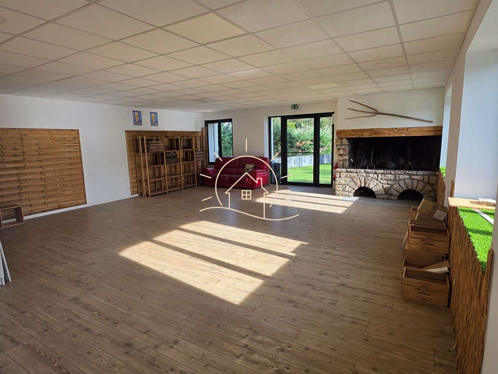 Vente Maison Maison 2 appartements et local commercial Saint-paul-le-jeune