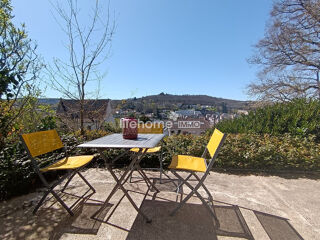  Maison  vendre 8 pices 323 m