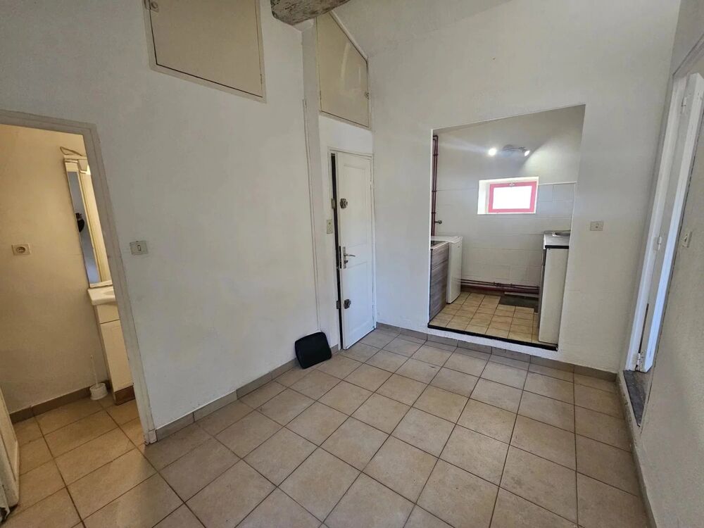 Location Appartement T2 centre ville en dernier étage Gardanne