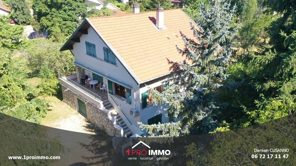 vente Maison - 9 pièce(s) - 221 m² Saint-Égrève (38120)
