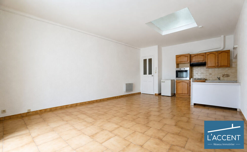 Vente Appartement NÎMES - STUDIO de 36 m² EMPLACEMENT IDEAL Nîmes