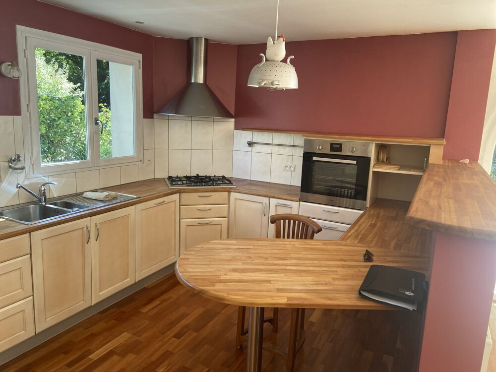 Maison en Écovillage ? Tranquillité en c?ur de forêt, clarté nat