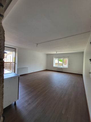  Appartement � louer 5 pi�ces 105 m� �magny