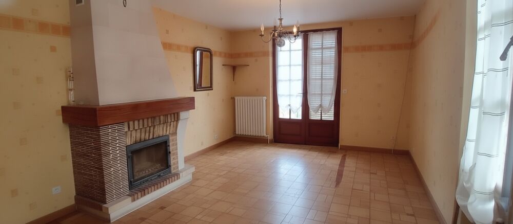 Vente Maison Maison ancienne avec fort potentiel, idéale pour un projet de ré Chaveignes