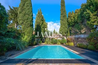  Maison � vendre 8 pi�ces 330 m�