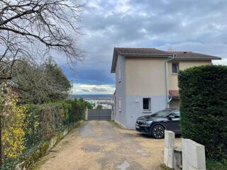  Maison à louer 5 pièces 98 m²