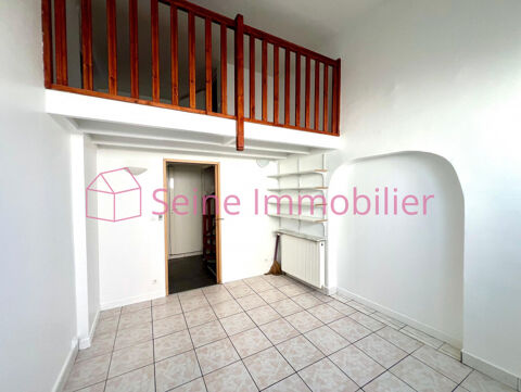 À LOUER <br>- Local commercial avec mezzanine <br>- 4... 1205 94400 Vitry-sur-seine