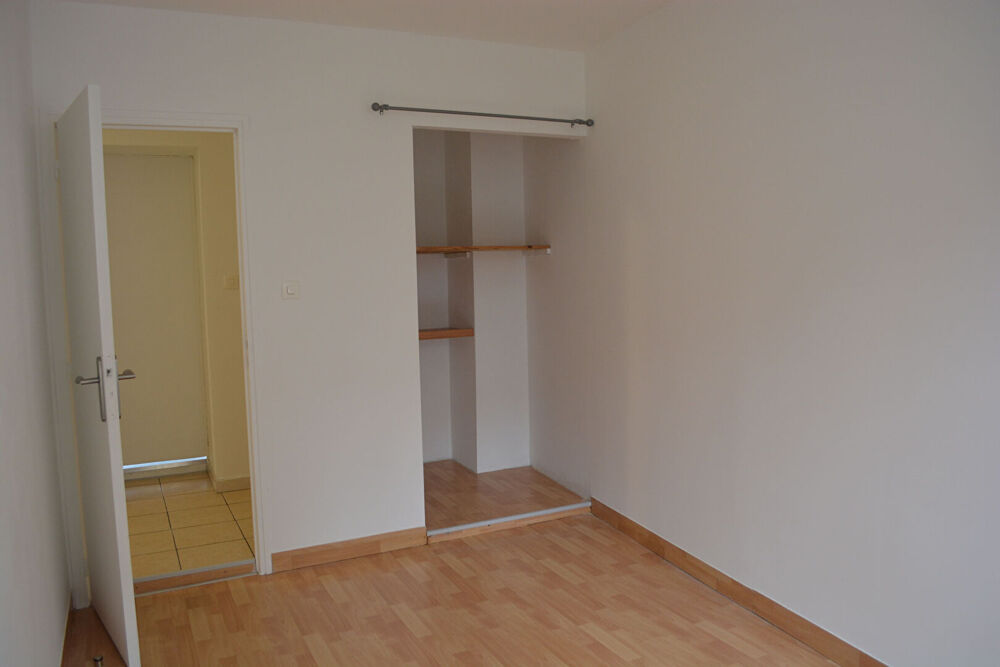 Location Appartement Appartement Saint Etienne T4 87 m2 Saint-Étienne