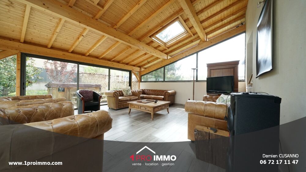 ROYBON : MAISON 8 PIECES AVEC TERRAIN - PROCHE ST-MA....