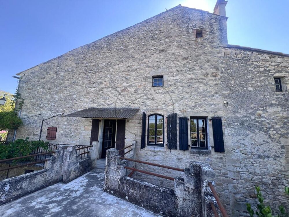 Vente Maison Maison de village en pierres avec jardin et garageProche Barjac Barjac