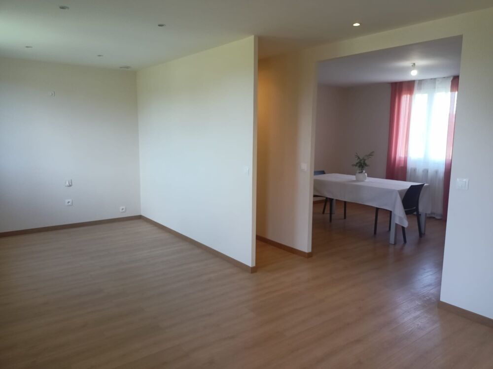 Curciat-Dongalon - A Vendre Villa 80 m²