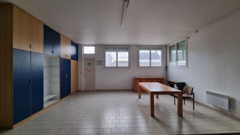   À LOUER ? Bâtiment professionnel de 1 310 m² à 10 minutes de Montargis 