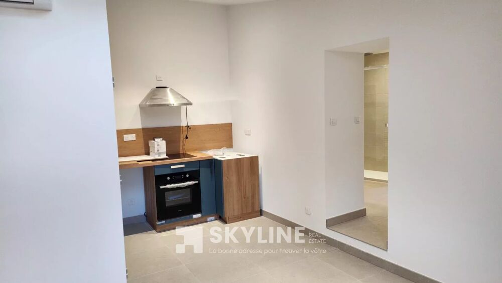 LOCATION T2 refait à neuf de 50m2 en plein centre ville de Saint