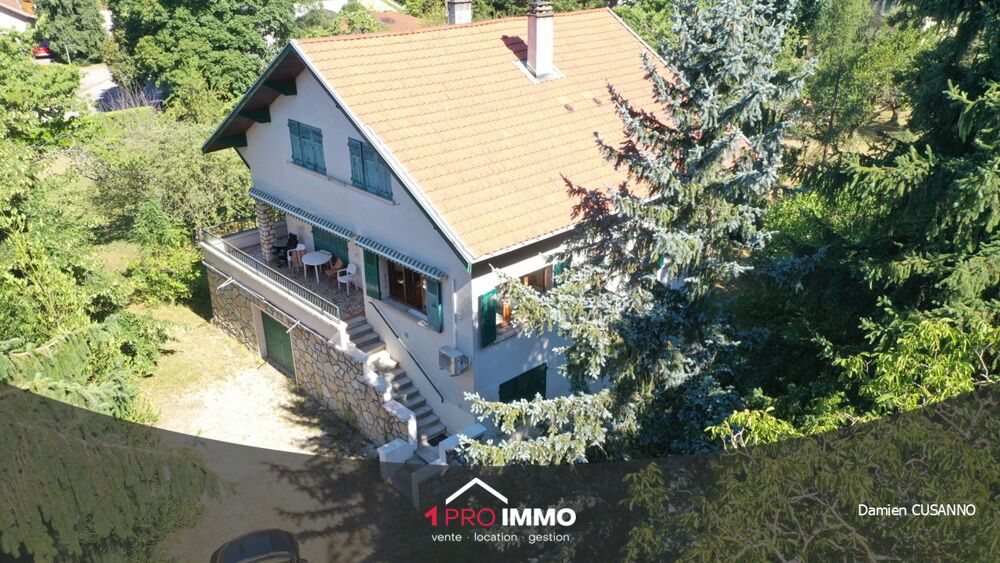 vente Maison - 9 pièce(s) - 221 m² Saint-Égrève (38120)
