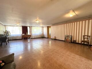  Maison à vendre 8 pièces 229 m²