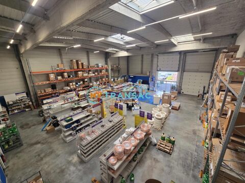 My Transac vous propose &agrave; Noisy le Sec un local d'activit&eacute; et bureaux de 990m&sup2; &agrave; proximit&eacute; imm&eacute;diate des transports et autoroute 10 93130 Noisy-le-sec