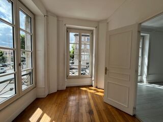  Appartement � vendre 7 pi�ces 177 m�