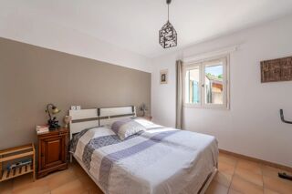  Maison � vendre 3 pi�ces 255 m�