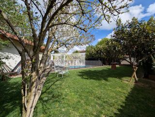  Maison à vendre 270 m²