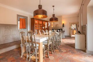  Maison � vendre 8 pi�ces 330 m�