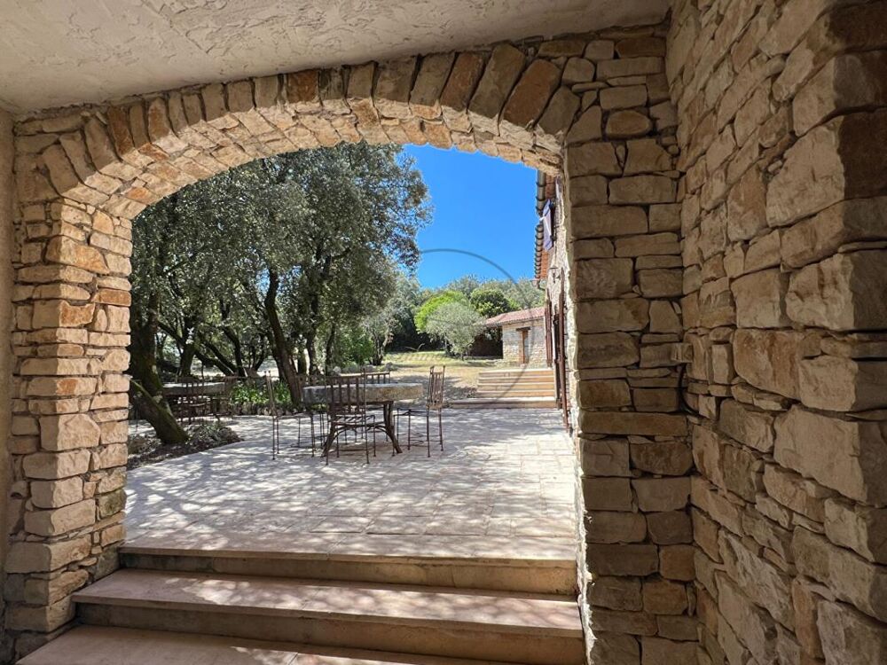 Vente Maison Entre Barjac et Uzès, Superbe maison en pierre avec vue panoramique Barjac