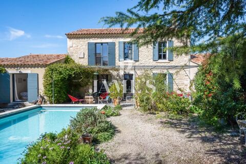   Mas avec dépendance en centre ville - Saint Rémy de Provence Maison - 9 pièce(s) - 255 m²