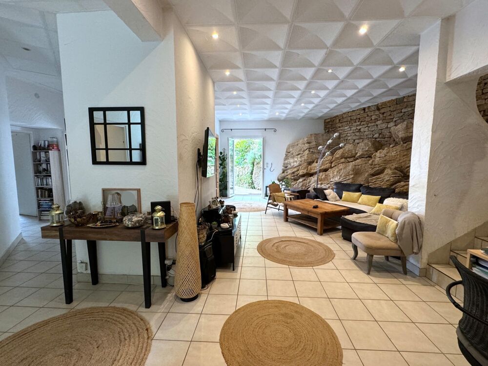 vente Appartement - 6 pièce(s) - 152 m² Dannemarie-sur-Crète (25410)