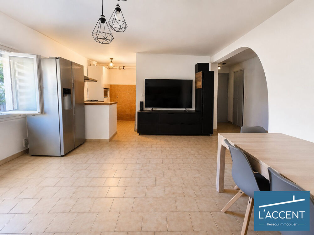 Location Appartement APPARTEMENT T3 DANS MAS AVEC GARAGE La rouvière