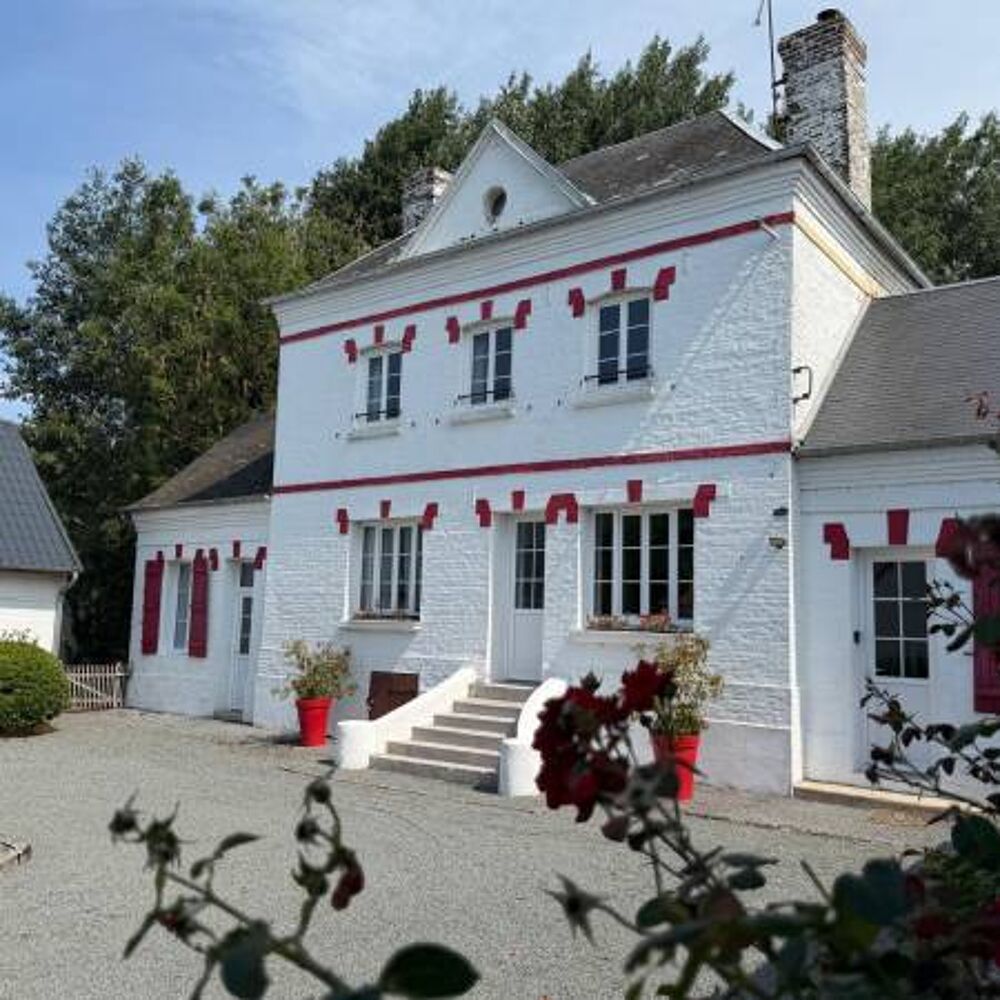 GH 1067 - Magnifique Propriété au Coeur de la Baie