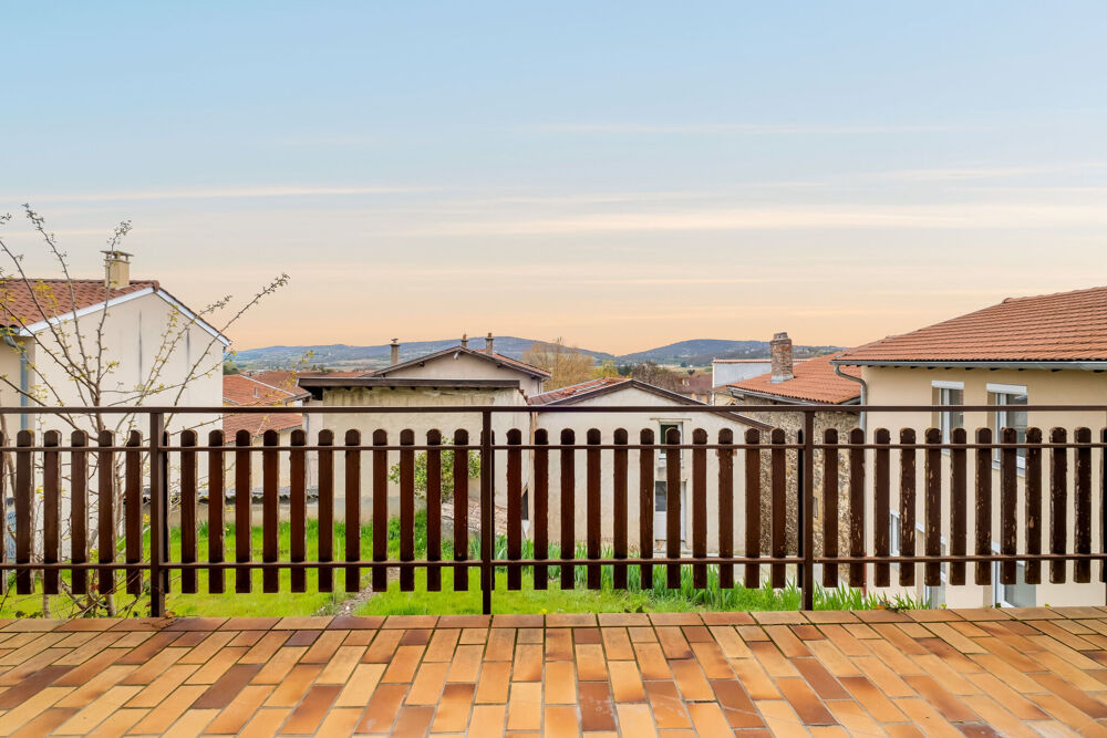 Maison 3 pièces 65 m² · à Communay · 65 m² · 239 000 €