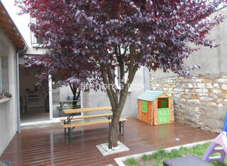  Immeuble à vendre 182 m² Châteauroux