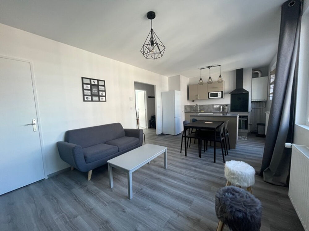 Location Appartement ST ETIENNE BERGSON T3 meublé 30 rue de l'enseigne roux Saint-Étienne