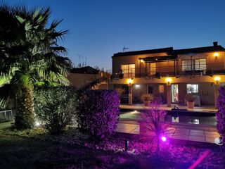  Maison  vendre 6 pices 240 m