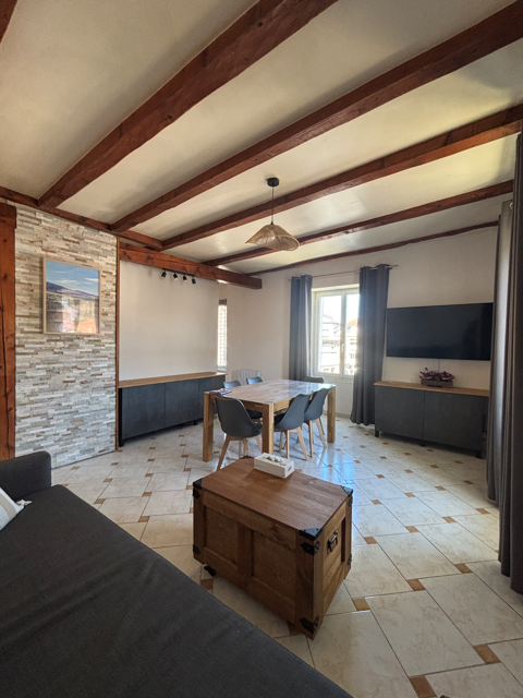   Villers-le-Lac - Grande rue - T2 meubl� Appartement - 2 pi�ce(s) - 52 m�