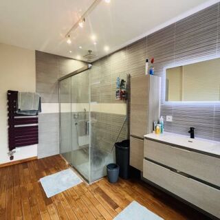  Maison � vendre 8 pi�ces 182 m�