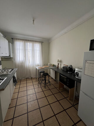  Appartement à louer 2 pièces 44 m²
